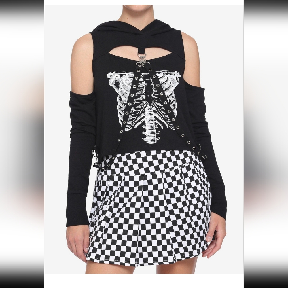 Hot Topic skeleton ribcage cutout crop hoodie